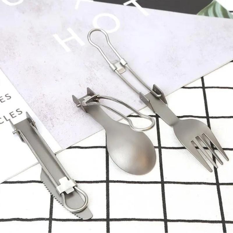 KIT Talher Portátil para Camping em Titânio Montevie