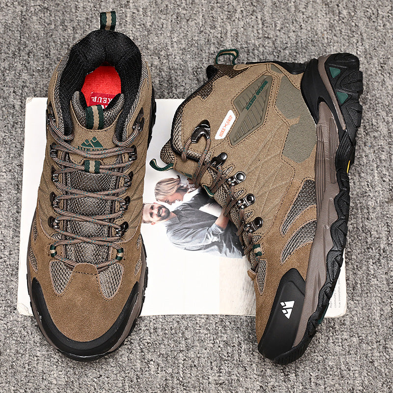 Bota Trekking Impermeável Montevie