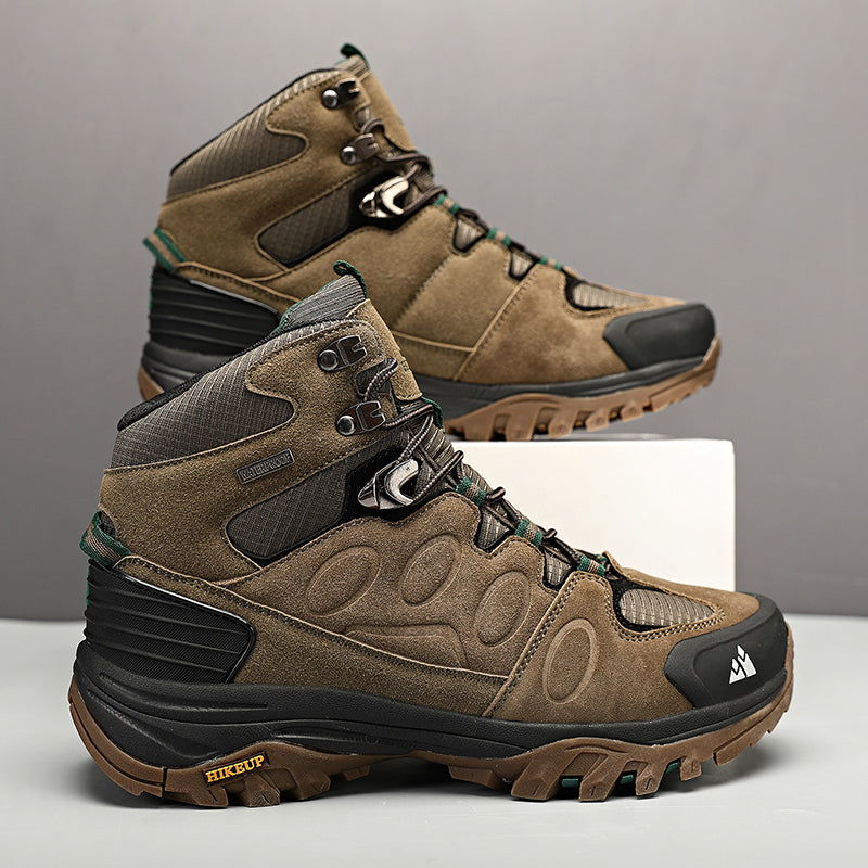 Bota Masculina Trekking Altitude Montevie