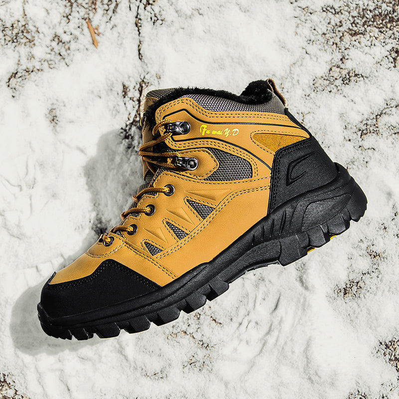 Bota Masculina Adventure Trekking Montevie